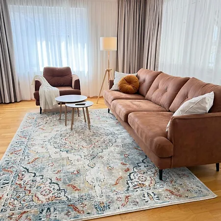 Apartment 3-bedroom Family & Business Free Parking *