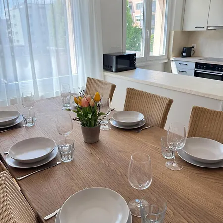 3-bedroom Family & Business Free Parking * Niederuzwil